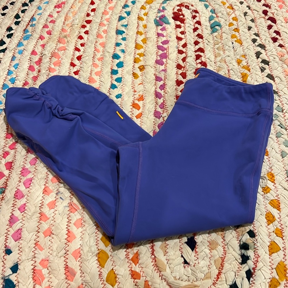 🎀Lucy Ruched Purple Capri Active Athletic Sz. S🎀